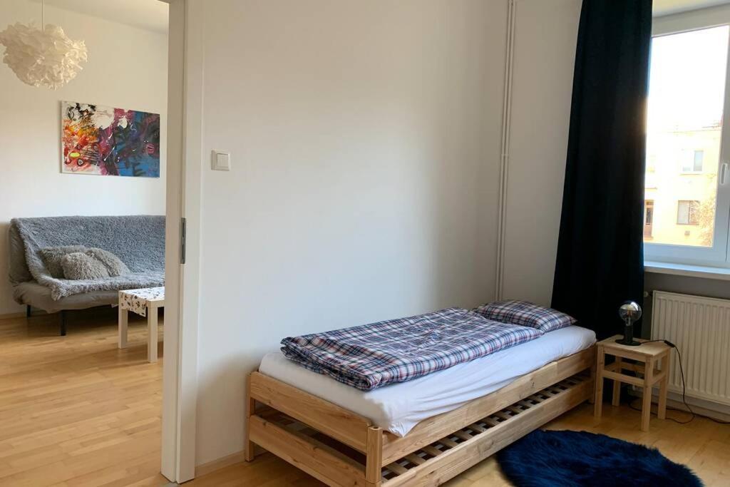 Tichy Apartman Blizko Centra Apartment Trencin Bagian luar foto