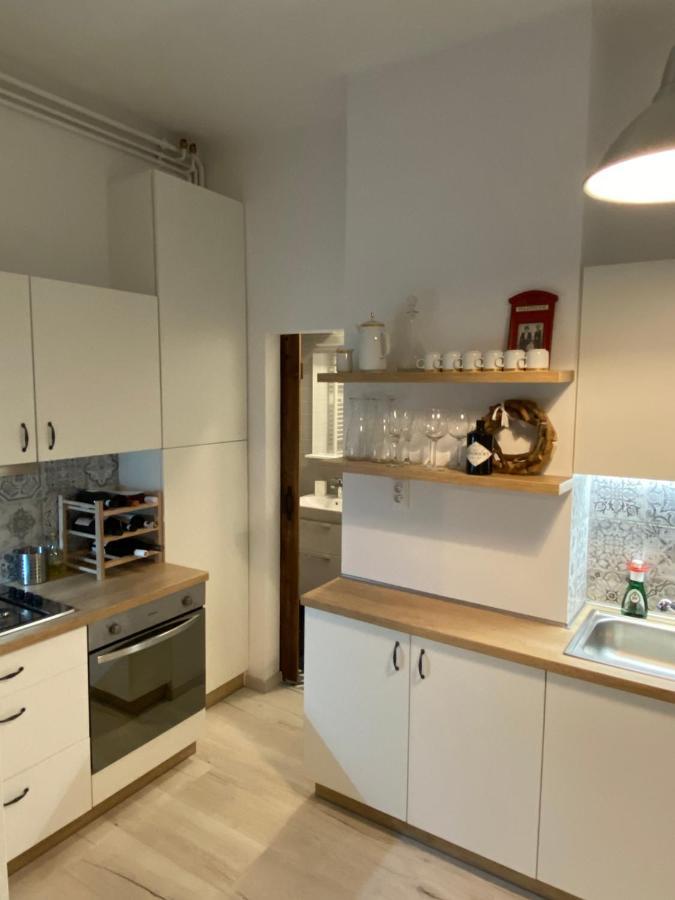 Tichy Apartman Blizko Centra Apartment Trencin Bagian luar foto