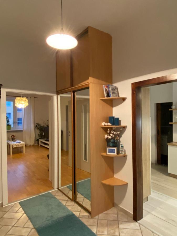 Tichy Apartman Blizko Centra Apartment Trencin Bagian luar foto