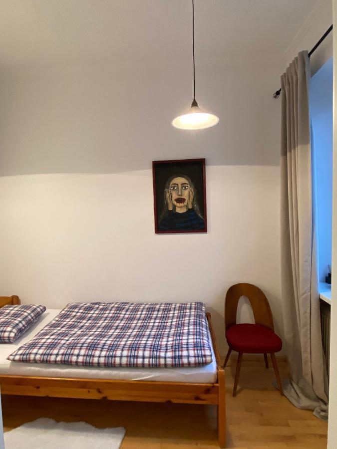 Tichy Apartman Blizko Centra Apartment Trencin Bagian luar foto